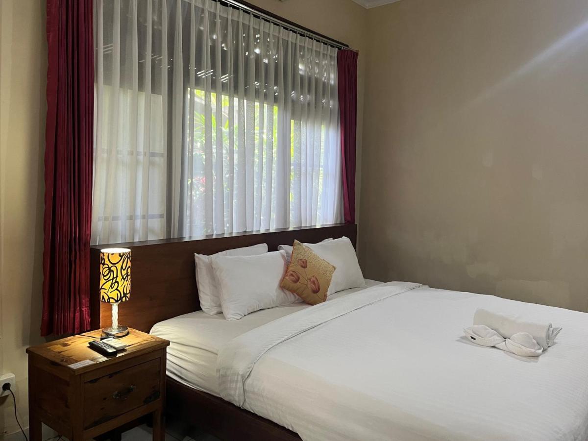 Ngetis Home Stay Санур Екстер'єр фото