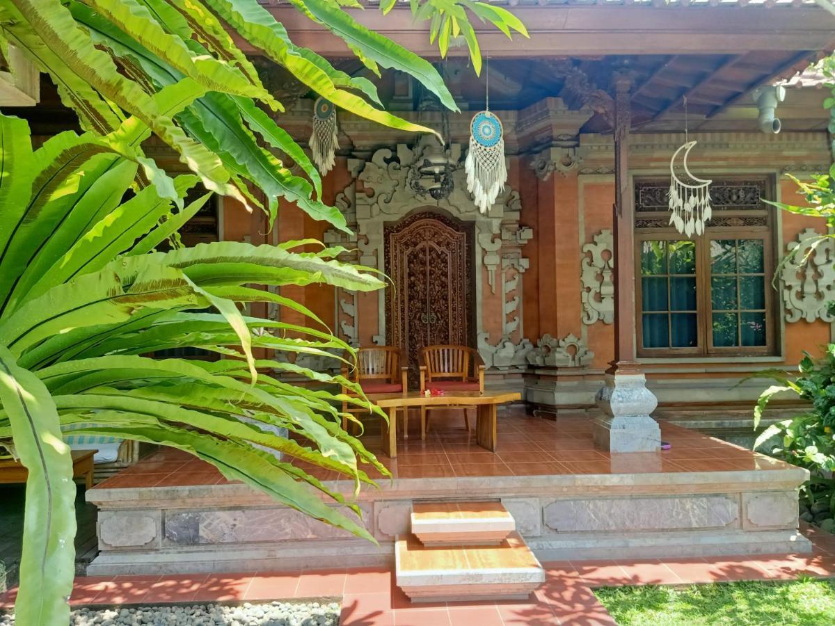 Ngetis Home Stay Санур Екстер'єр фото